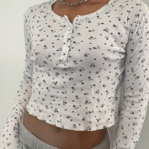 Floral long sleeve crop top